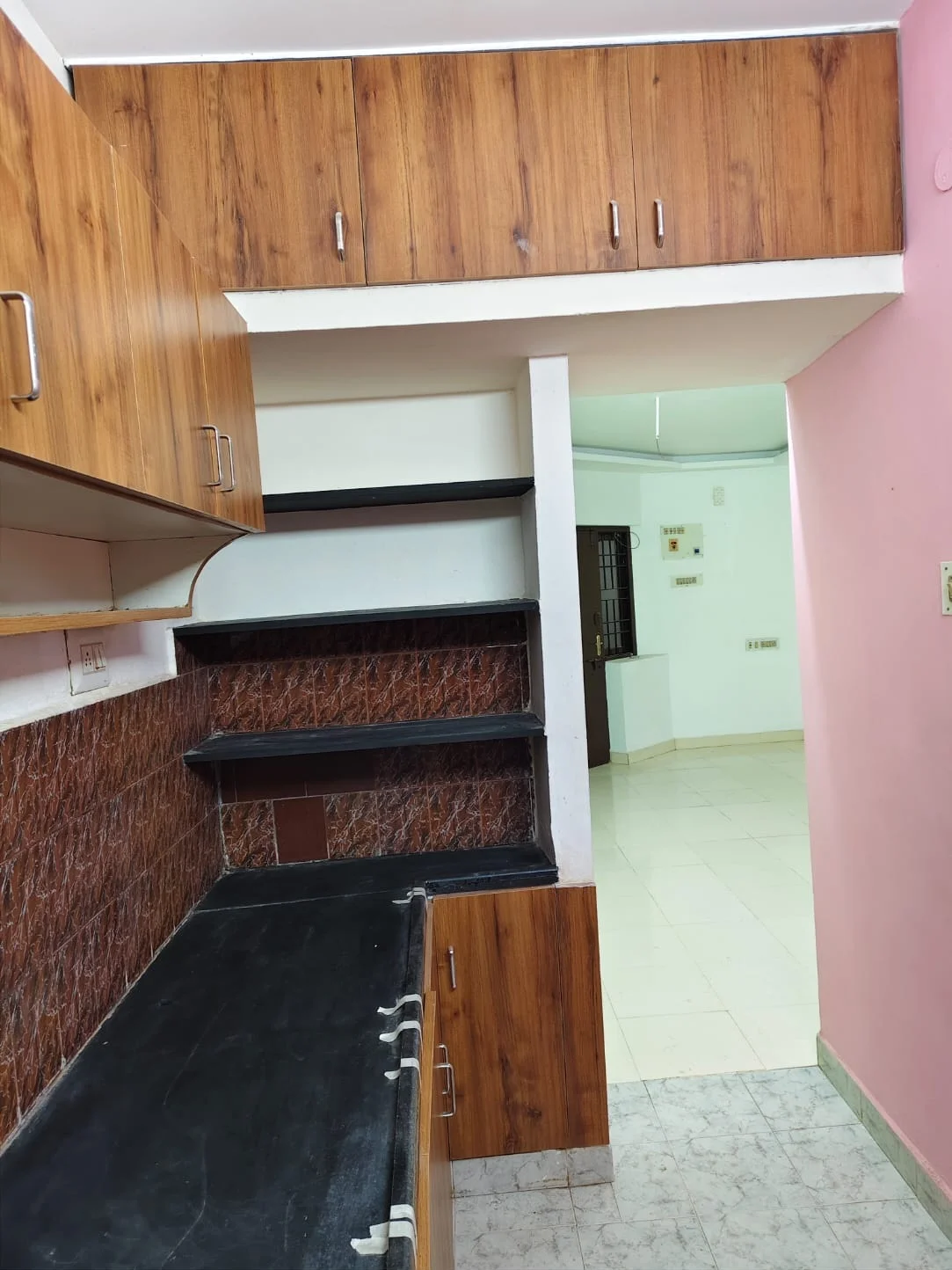 Residential Flat for Sale — image 5